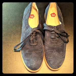 Blue lace up oxford